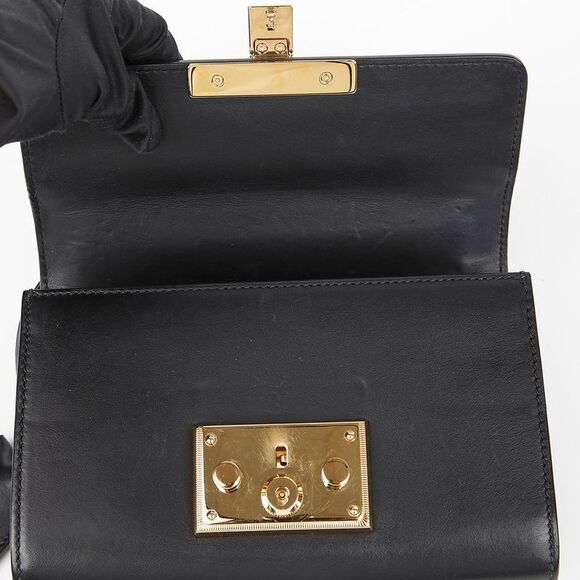 Padlock Small Chain Shoulder Crossbody Bag - Picture 9 of 10